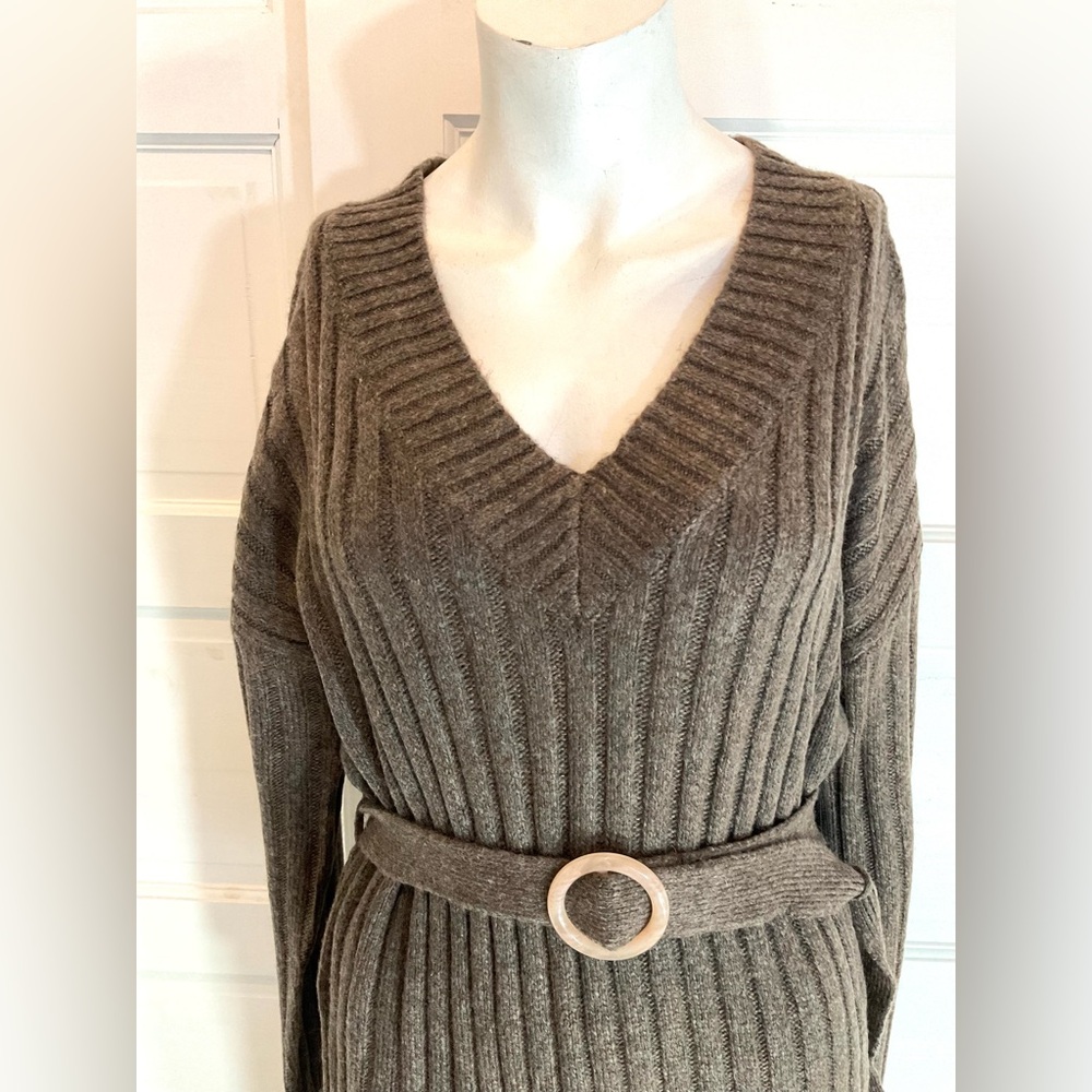 🛑🛑🛑TAHARI SWEATER DRESS - Picture 4 of 11